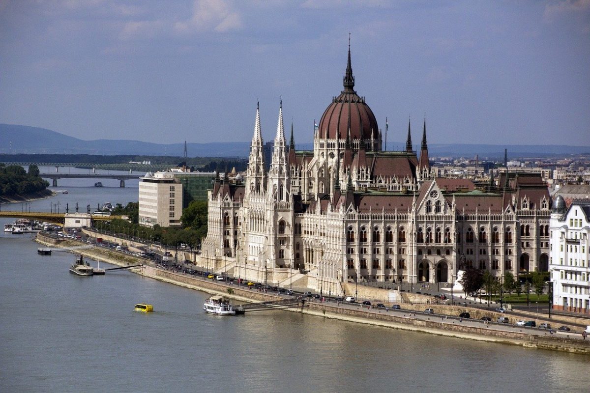 hungarian parliament suspends parts of gdpr in covid-19 state of emergency