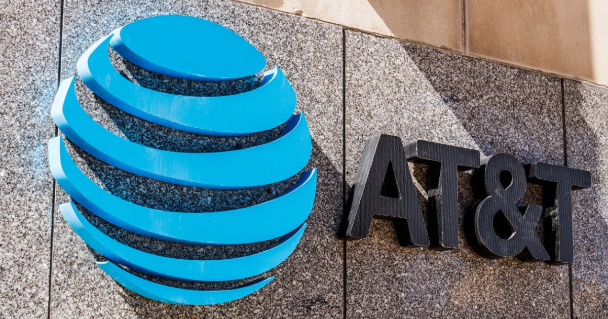 AT&T to offer ad supported phone plans where you give up privacy for $5 to $10