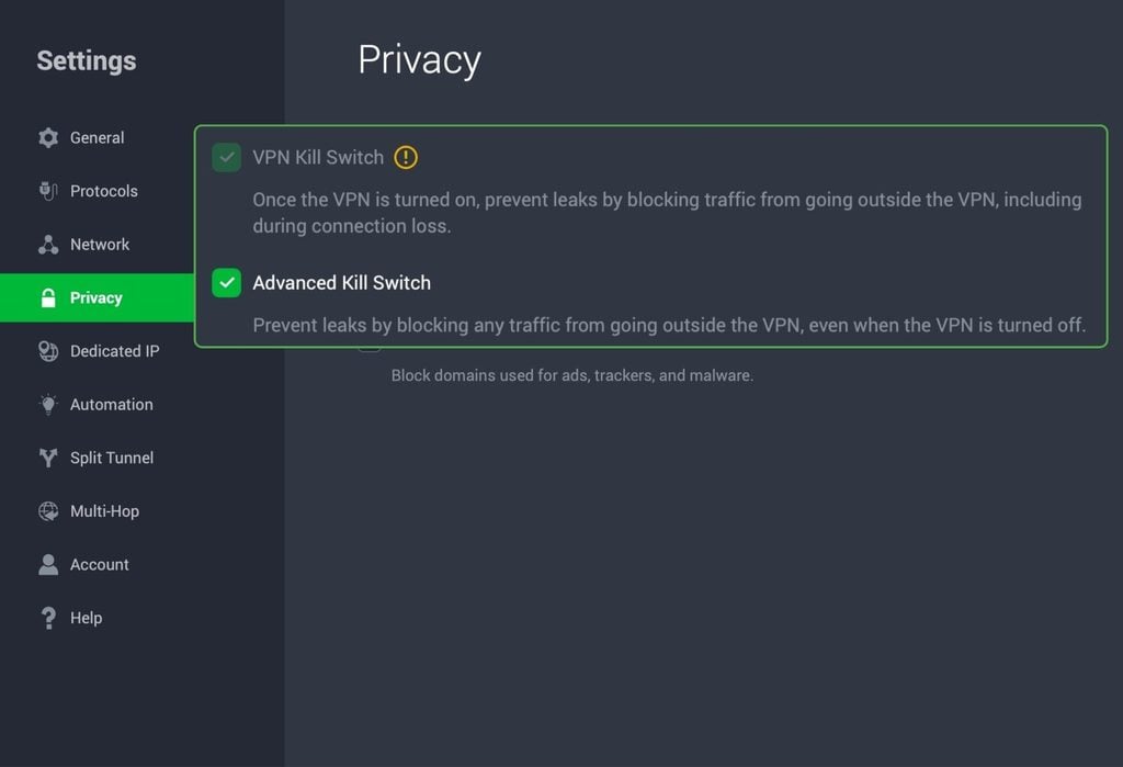 PIA VPN Privacy settings with Kill Switch options highlighted.