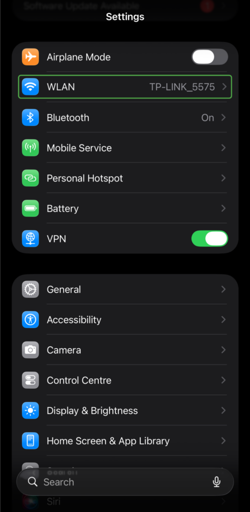 iOS Settings menu with WLAN option highlighted.